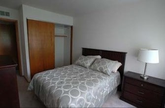 Southgate in Milwaukee, WI - Building Photo - Interior Photo