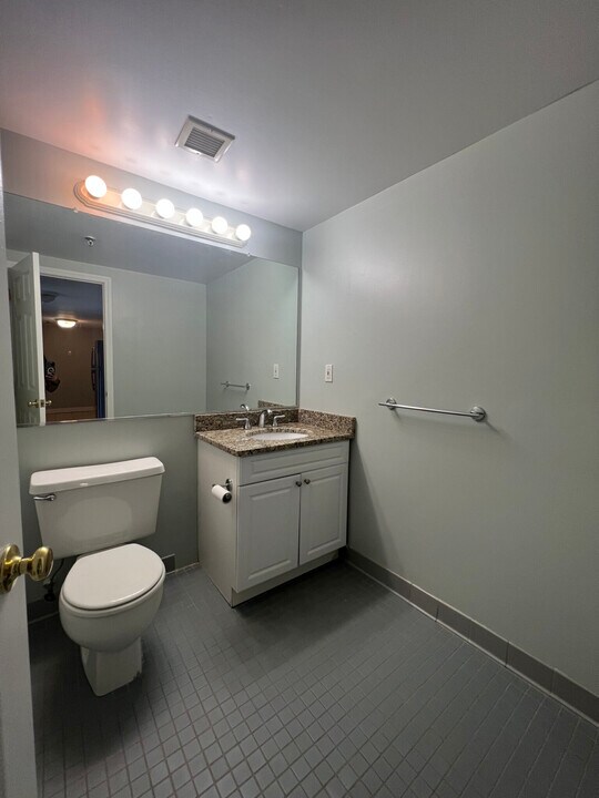 15 North Beacon St, Unit 803 in Boston, MA - Building Photo