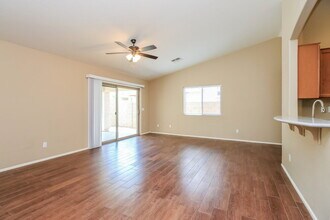 2175 W Goldmine Mountain Dr in Queen Creek, AZ - Building Photo - Building Photo