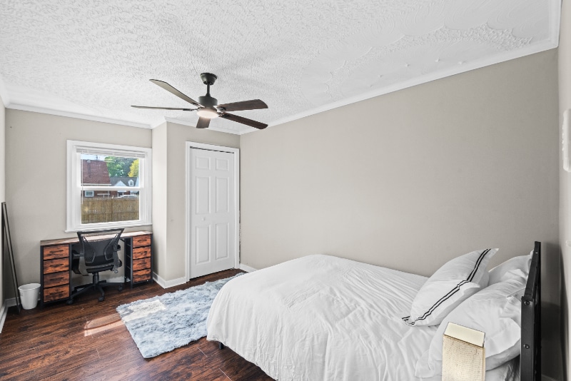 206 E 37th St in Richmond, VA - Building Photo