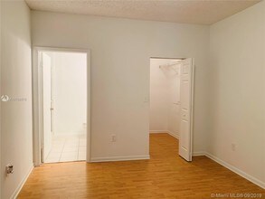 2421 NW 96th Terrace-Unit -20N in Pembroke Pines, FL - Building Photo - Building Photo