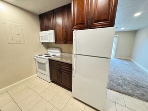 5100 Emerald Dr in Lincoln, NE - Building Photo - Building Photo