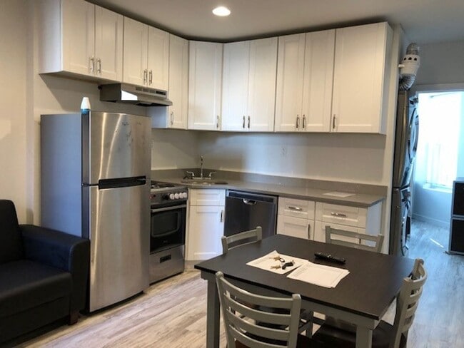 2415 Lorillard Pl, Unit #1