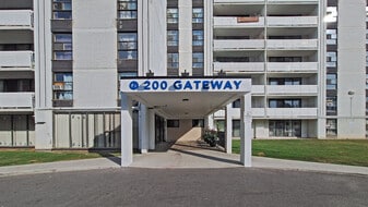 The Gateway in Toronto, ON - Building Photo