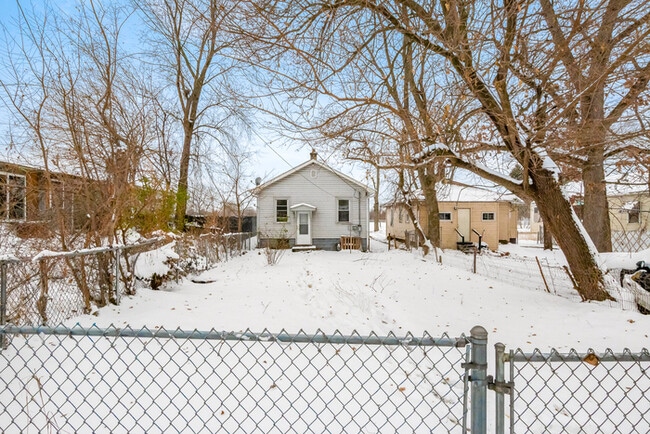 4325 Harrison St in Gary, IN - Building Photo - Building Photo
