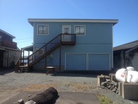 380 S Marine Dr in Wheeler, OR - Building Photo - Building Photo