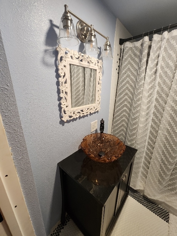 710 Catskill St in Richland, WA - Foto de edificio - Building Photo