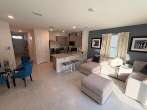 3132 Goose Rd in Davenport, FL - Foto de edificio - Building Photo