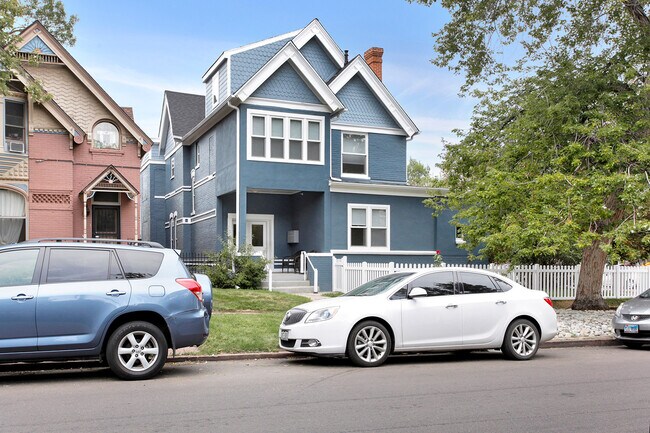 1571 N High St, Unit 202