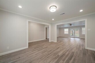 10311 Londonderry Dr in Houston, TX - Building Photo - Building Photo