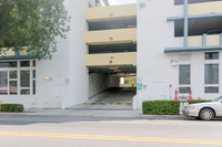 Notre Dame Apartments in Miami, FL - Foto de edificio - Building Photo