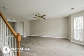 5511 Grapevine Ct in Greensboro, NC - Building Photo - Building Photo