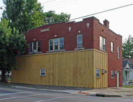 1914-1918 Eastern Ave Apartamentos