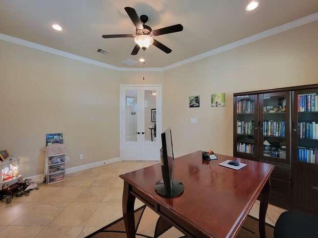 property at 715 Charleston Heights Ln