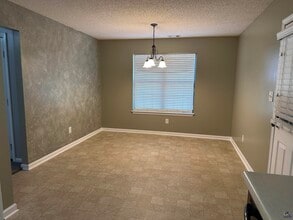 217 Ridge Bend Dr in Centerville, GA - Building Photo - Building Photo