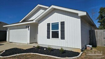 4433 Tiger Oak Ct in Milton, FL - Building Photo