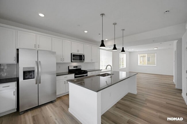 16605 Promenade St in Broomfield, CO - Building Photo - Building Photo