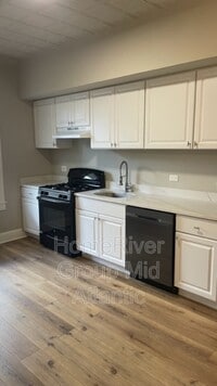 825 N Linwood Ave photo'