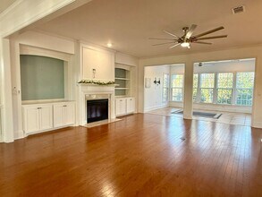 239 Antebellum Ln in Mount Juliet, TN - Foto de edificio - Building Photo