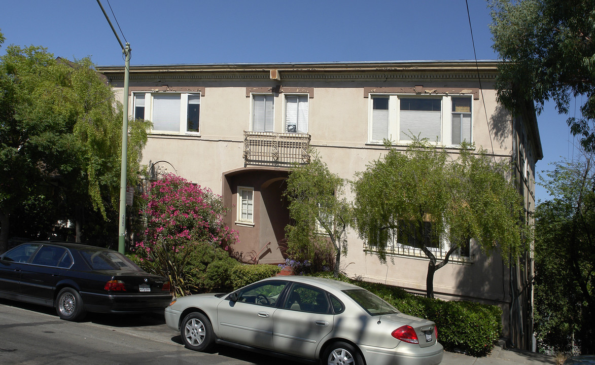 1937-1943 5th Ave in Oakland, CA - Building Photo