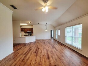 9149 Autumn Falls Dr in Fort Worth, TX - Building Photo - Building Photo