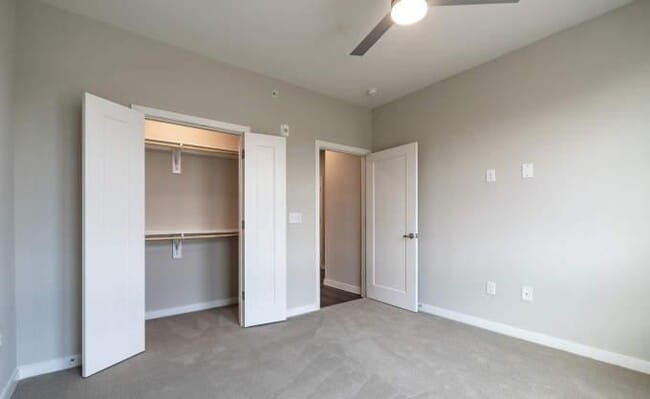 800 N Farm to Market 3083 Rd W in Conroe, TX - Foto de edificio - Building Photo