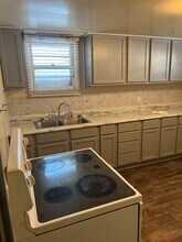 523 3rd St W in Dickinson, ND - Building Photo - Building Photo