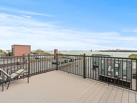 1422 Columbia Rd, Unit 3 in Boston, MA - Building Photo