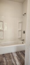2001 W Manor Pky in West Peoria, IL - Building Photo - Building Photo