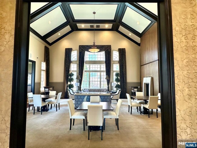 2308 The Plaza in Tenafly, NJ - Building Photo - Building Photo