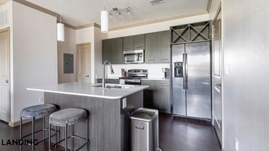 7602 Luskey Blvd, Unit 3203 in San Antonio, TX - Building Photo - Building Photo