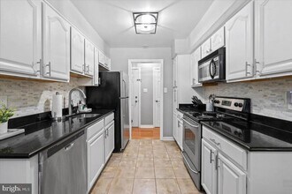 3332 Spring Ln in Falls Church, VA - Building Photo - Building Photo