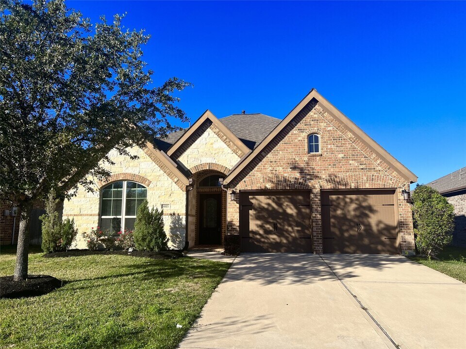 4015 Nestra Dr in Katy, TX - Building Photo