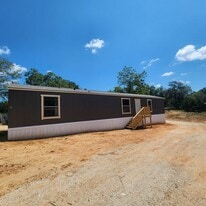 180 Carter Pl SW in Milledgeville, GA - Building Photo