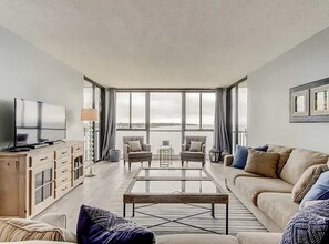 7100 Sunshine Skyway Ln S in St. Petersburg, FL - Building Photo - Building Photo