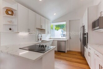 222 4th St in Del Mar, CA - Building Photo - Building Photo