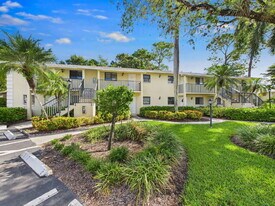 28100 Pine Haven Way in Bonita Springs, FL - Building Photo