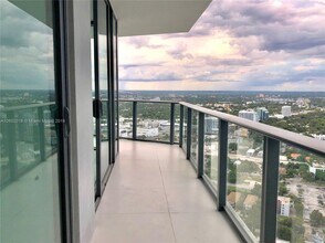 501 NE 31st St, Unit 3901 in Miami, FL - Building Photo - Building Photo