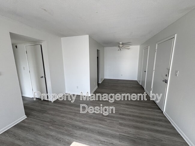 1039 5th St in West Des Moines, IA - Building Photo - Building Photo