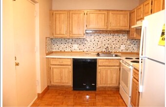 67 Milliken Ave in Franklin, MA - Building Photo - Building Photo