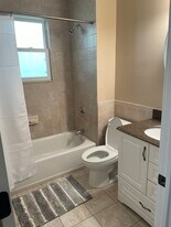 12 Magnolia Ter, Unit 2 in Albany, NY - Building Photo