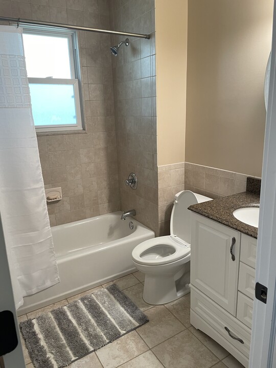12 Magnolia Ter, Unit 2 in Albany, NY - Building Photo
