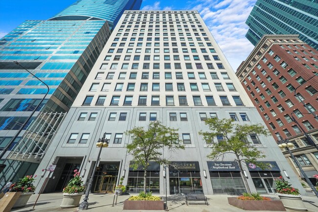 property at 910 S Michigan Ave