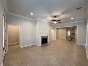 9922 Stratford Dr in Denham Springs, LA - Building Photo - Building Photo