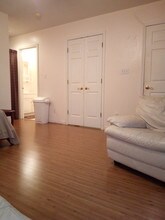 1008 Martin Luther King Jr Dr, Unit Studio Apartment B in Paducah, KY - Building Photo - Building Photo