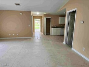 711 Jack Ave S in Lehigh Acres, FL - Building Photo - Building Photo
