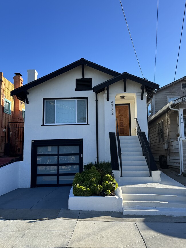 4732 Congress Ave in Oakland, CA - Building Photo - Building Photo