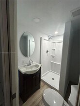 2225 SE 7th Pl-Unit -B in Homestead, FL - Building Photo - Building Photo