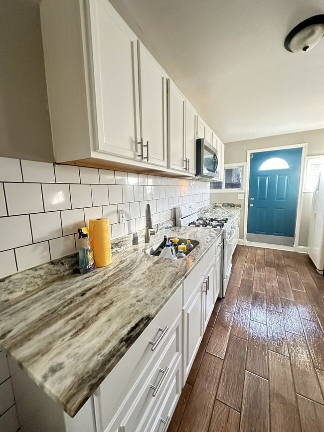 property at 418 N East Ave