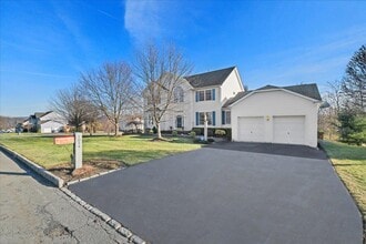 1034 Rolling Ridge in New Windsor, NY - Building Photo - Building Photo